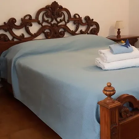 Grazioso E Comodo Al Centro Apartmán Forio di Ischia